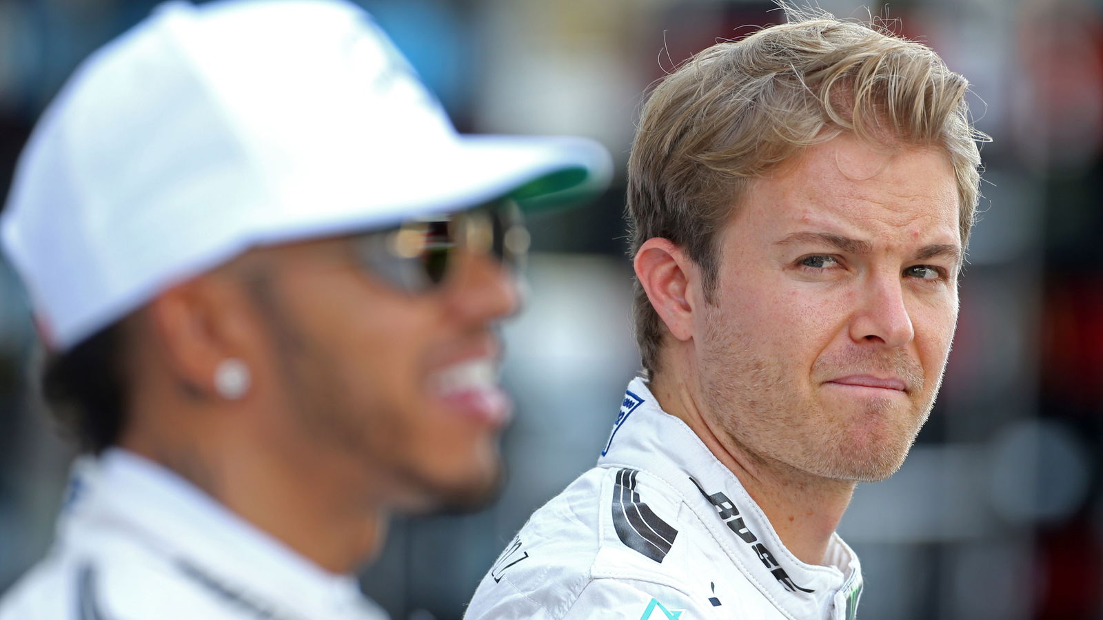 Meski Tertinggal, Rosberg Yakin Hamilton Bisa Kalahkan Verstappen