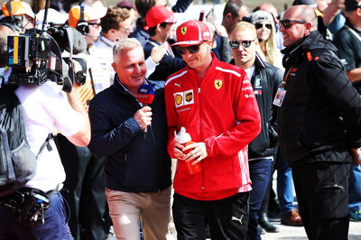 Hamilton spotted eyeing up Ferrari after Baku F1 qualifying