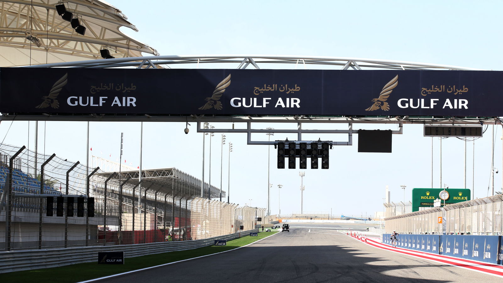 F1 akan balapan di Sirkuit Luar Bahrain untuk Sakhir GP