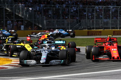 Lewis Hamilton Sebut Sebastian Vettel sebagai Rival Favoritnya