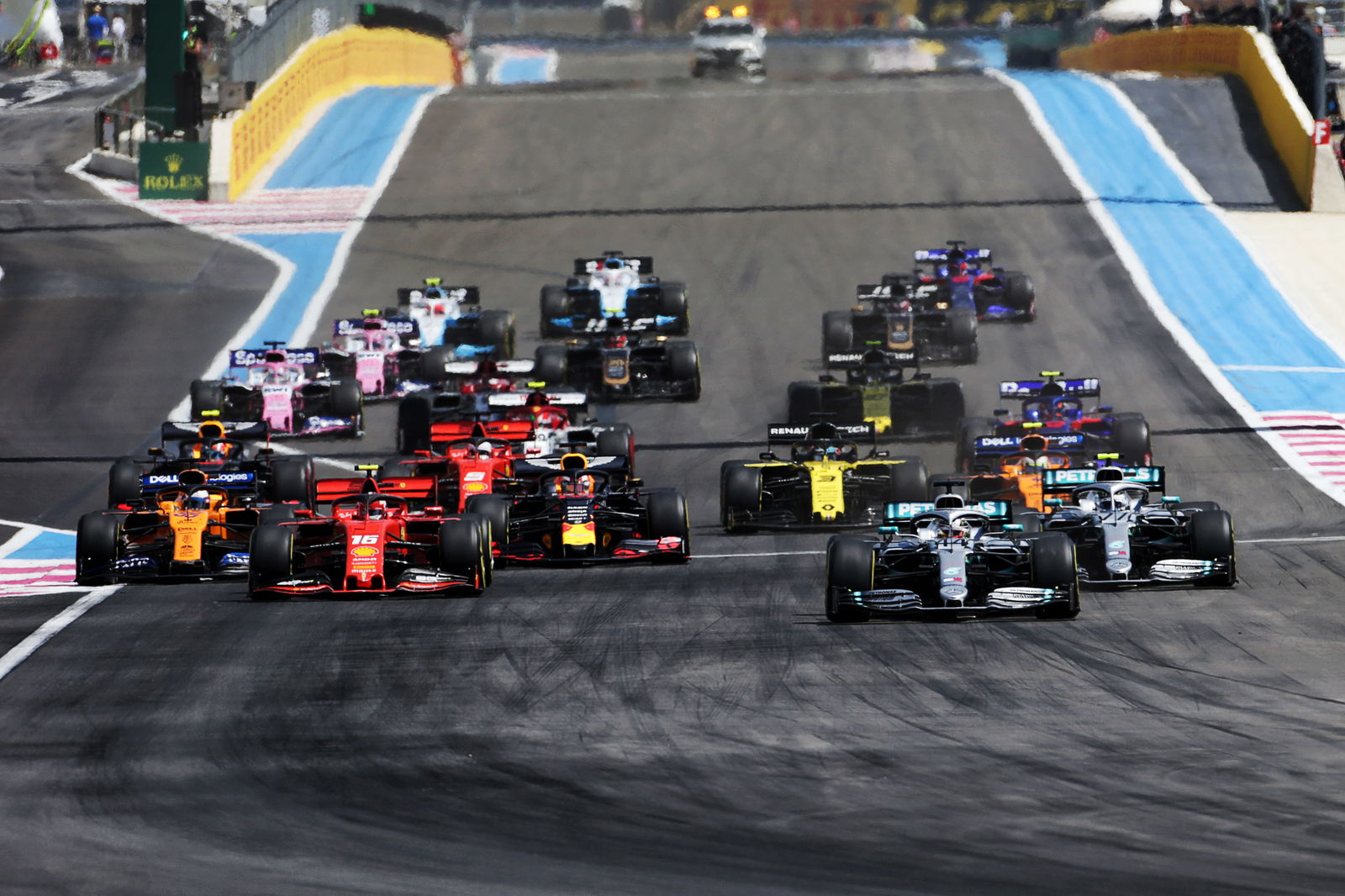 British GP remains on but without F1 fans 