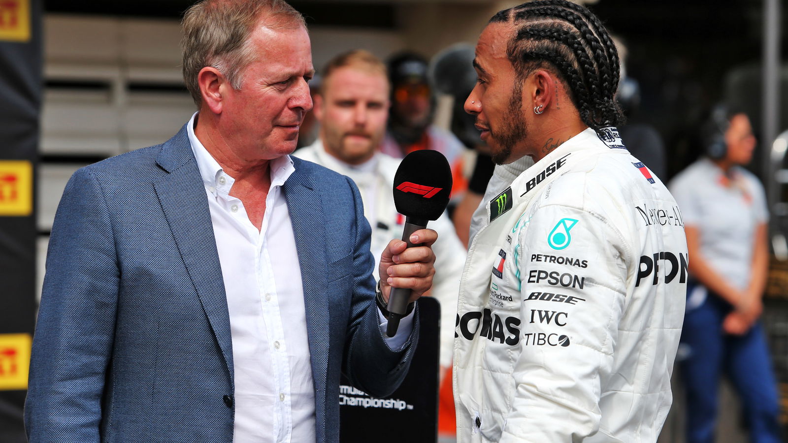 Has Hamilton stopped talking to Brundle during his F1 grid walks?