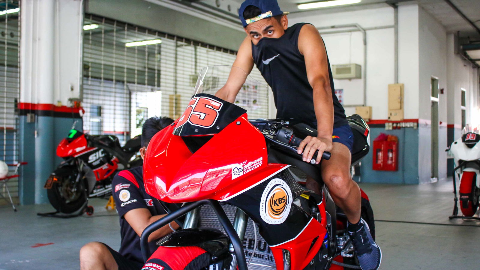 Syahrin, Pawi di jalur Sepang