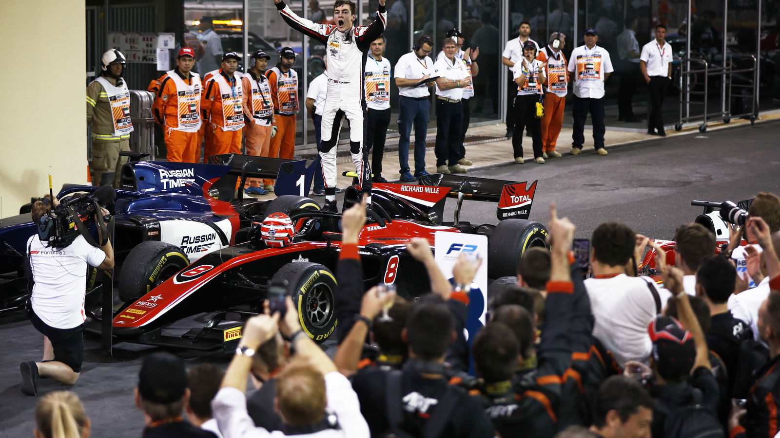 Russell mengklaim gelar F2 dengan kemenangan balapan fitur di Abu Dhabi