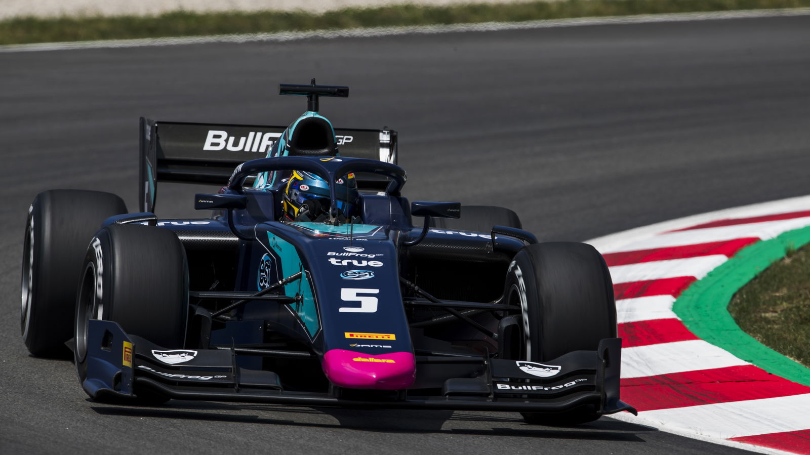 Albon mengklaim tiang F2 back-to-back di Barcelona