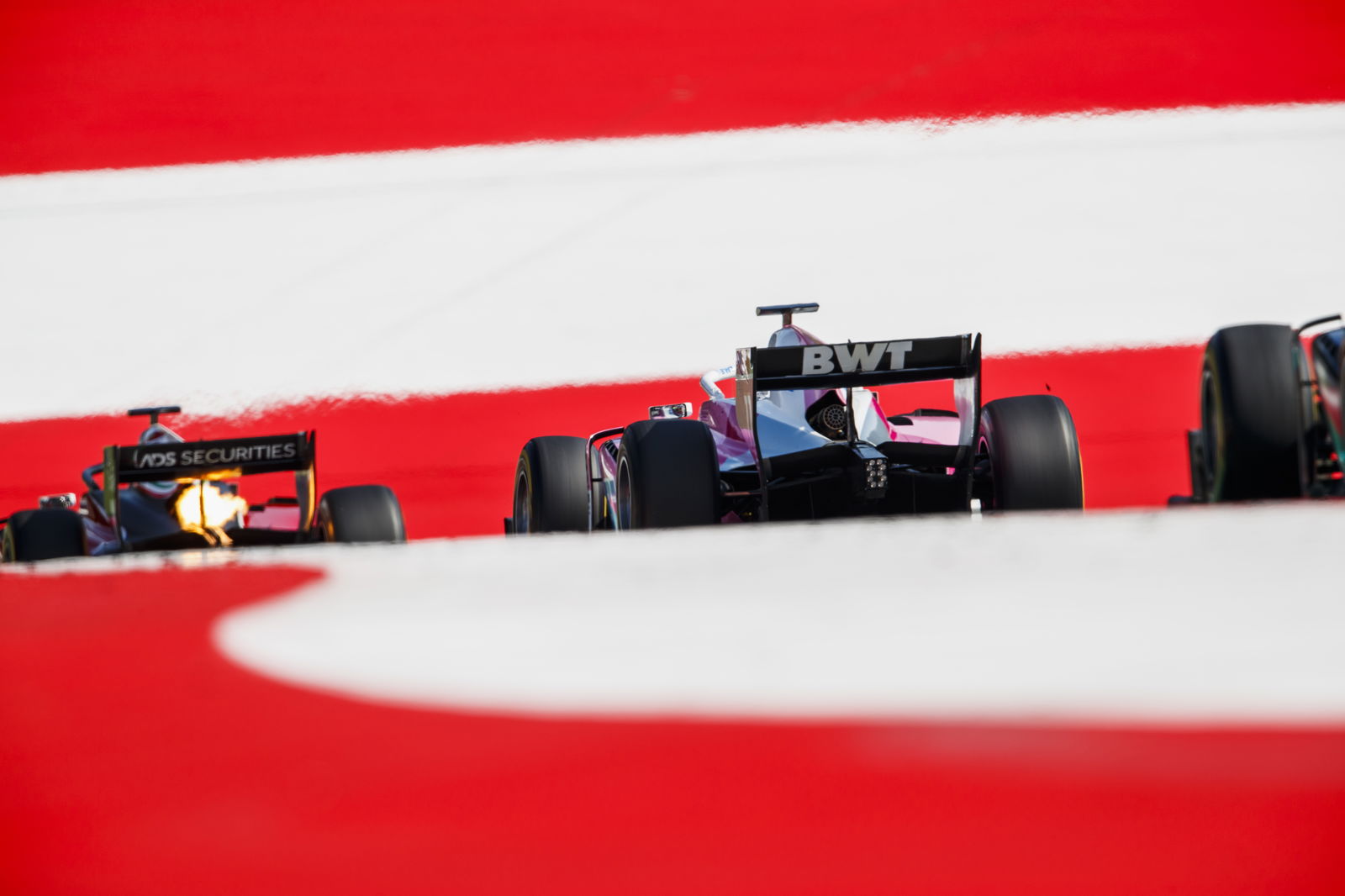 Markelov wins, Russell takes F2 points lead from Norris