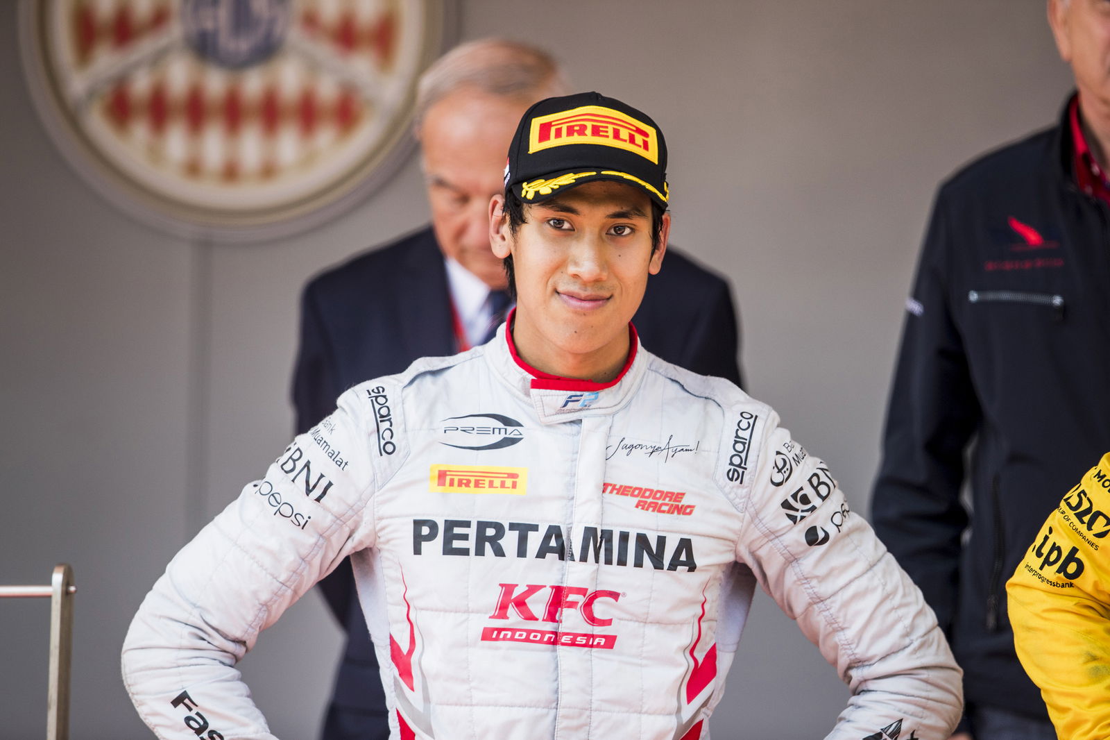 De Vries seals return to ART for F2 2019