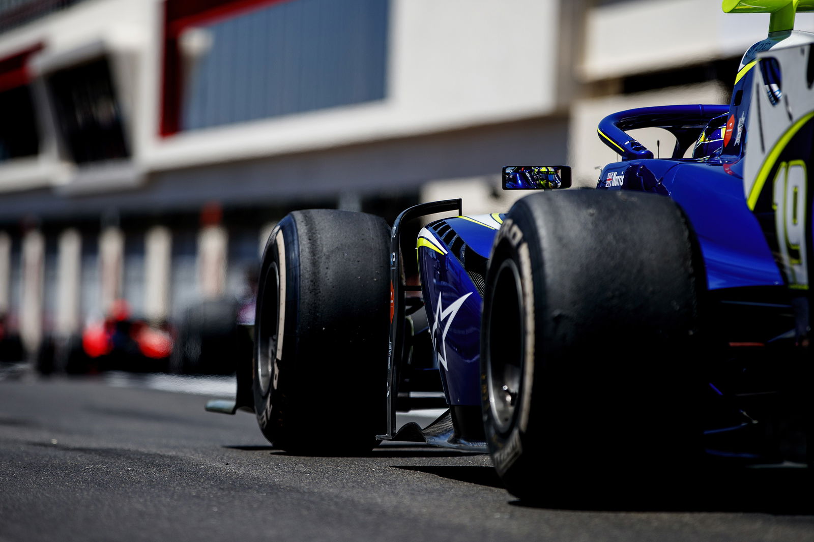 Russell takes maiden F2 pole to end Albon’s run