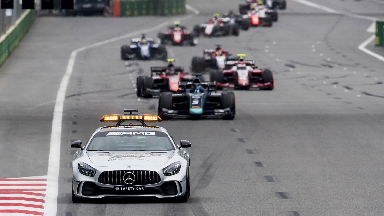 F2 memperkenalkan rolling start dari Austria