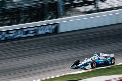 Josef Newgarden rockets to Bommarito 500 Pole