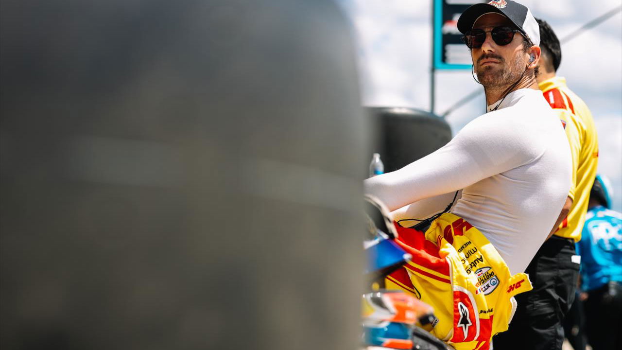 Ex-F1 racer Grosjean has “overstayed his welcome” in IndyCar