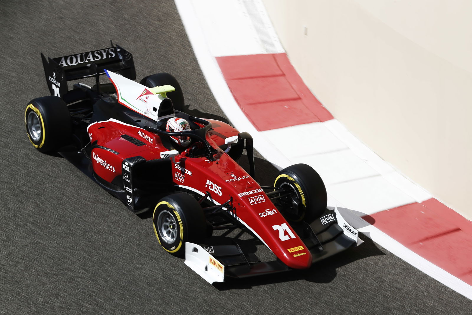 Calderon akan melakukan debut tes Formula 2 dengan Charouz