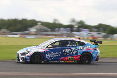 BTCC Donington Park: Cammish Tercepat di FP1 sebelum Menabrak