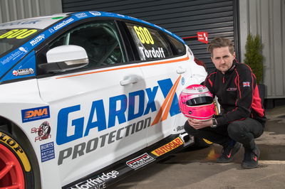 Tordoff makes BTCC return with Motorbase