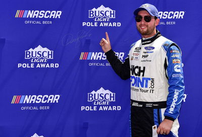 NASCAR Cup: Larson Bertekad Kembali Ke Jalur Kemenangan