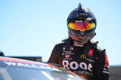 Rain Shortens Qualifying, Hamlin on Pole at Nashville