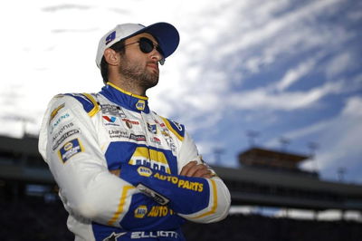 Chase Elliott Signs Contract Extension with Hendrick