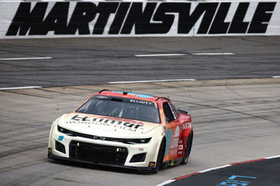 Chase Elliott Leads Practice, Earns Pole at Martinsville