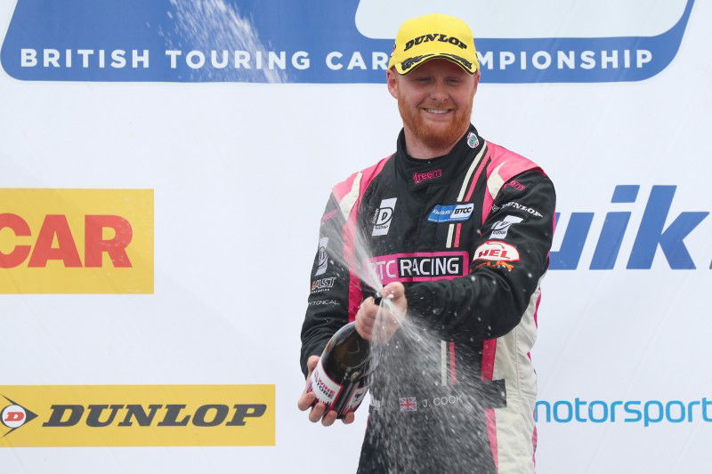 Blundell announces retirement from racing following BTCC comeback