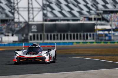 Van der Zande takes Rolex 24 pole, Alonso qualifies 13th