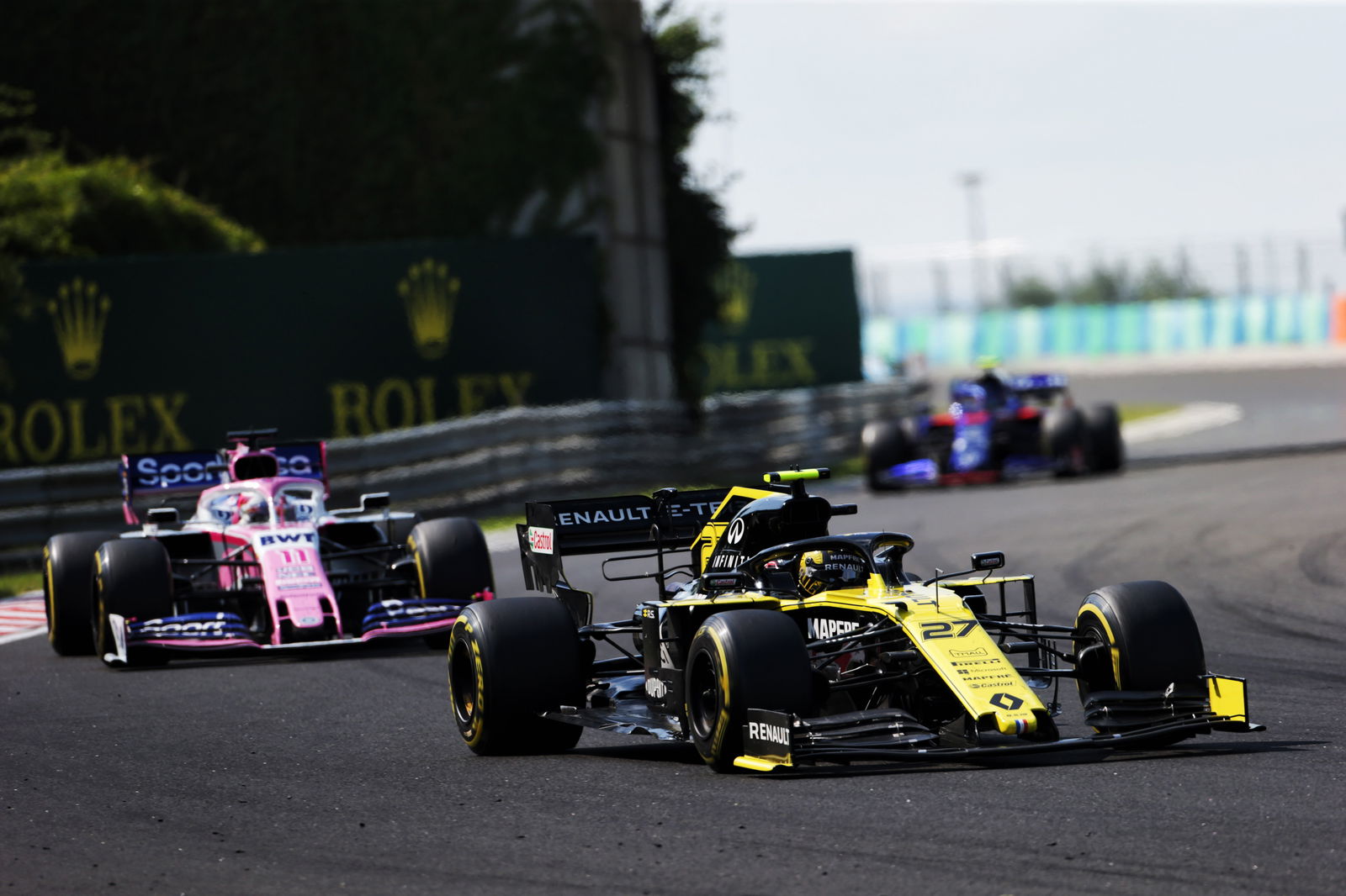 Hamilton: Tidak perlu agresi saat bertarung dengan Verstappen