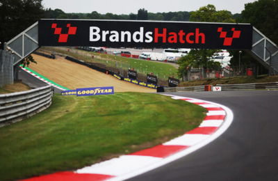 Marshal dies in crash at Brands Hatch BARC meeting