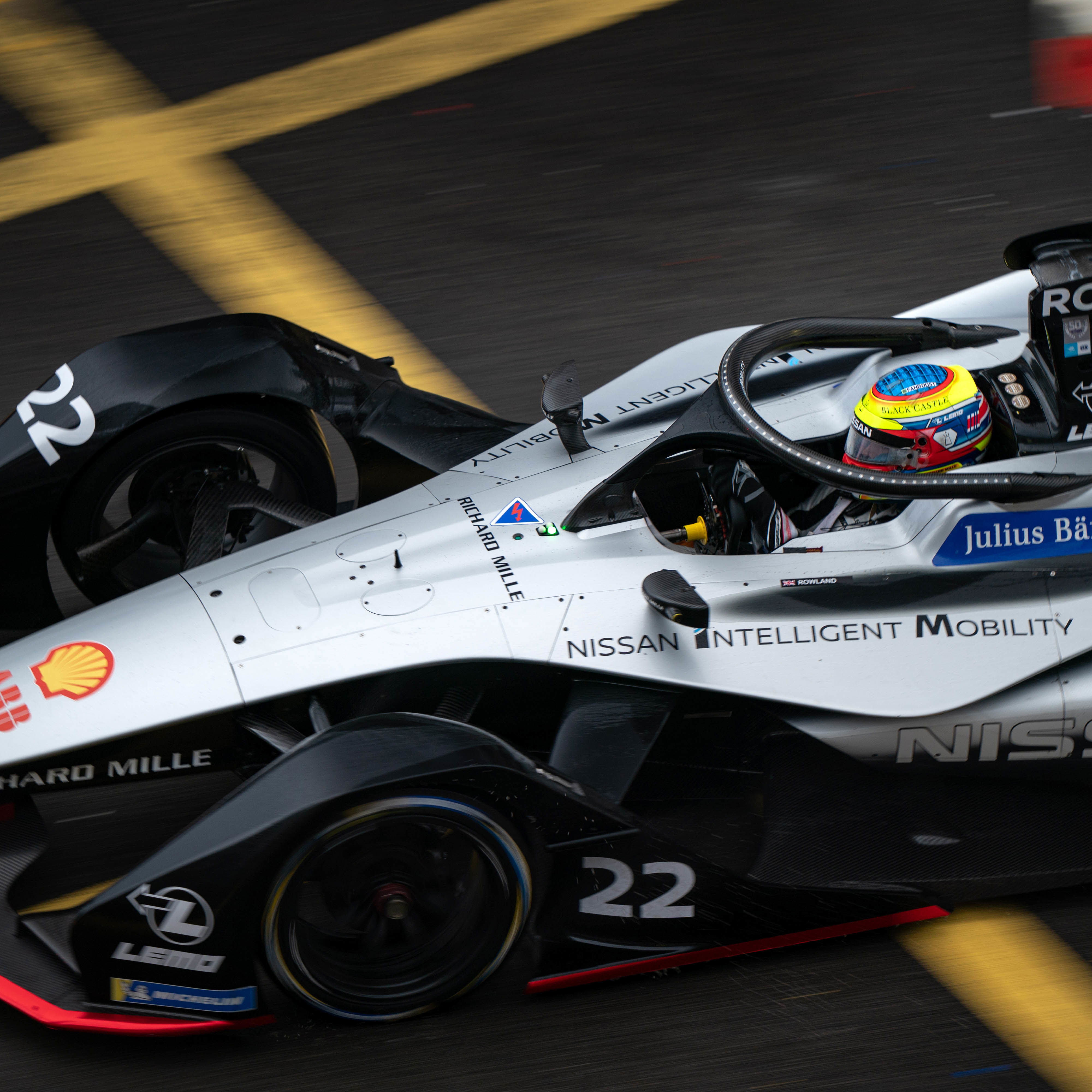 Nissan mempertahankan Buemi, Rowland untuk FE Season 6