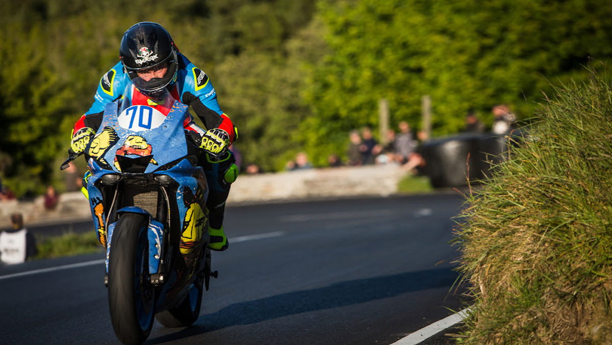 2022 Isle of Man TT [31/5] | Harrison on top as top three edge clear