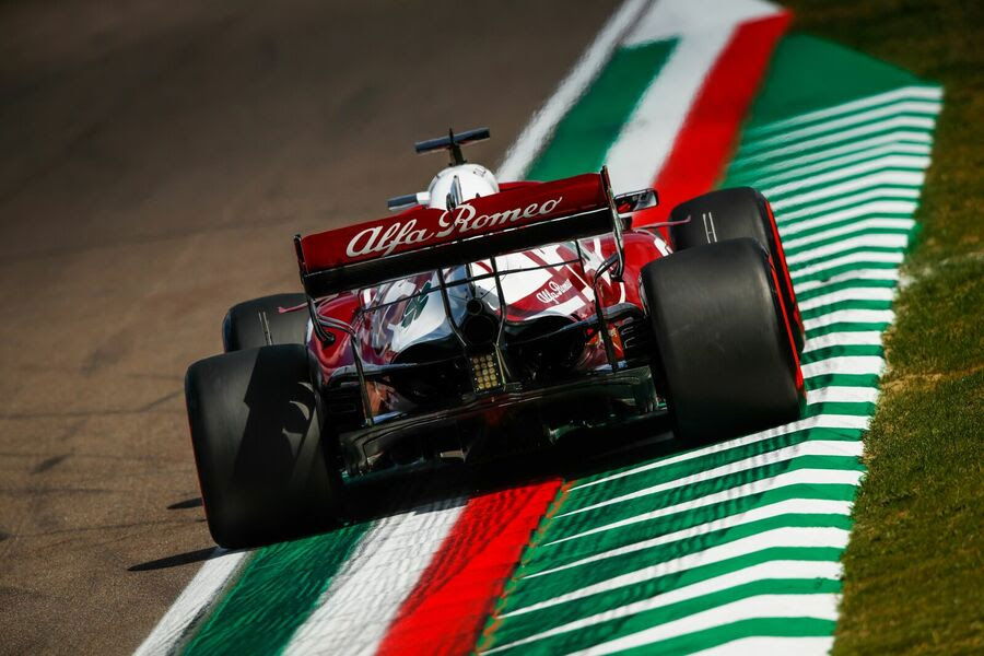 Wreaths and parade lap part of celebrations for F1 sprint race