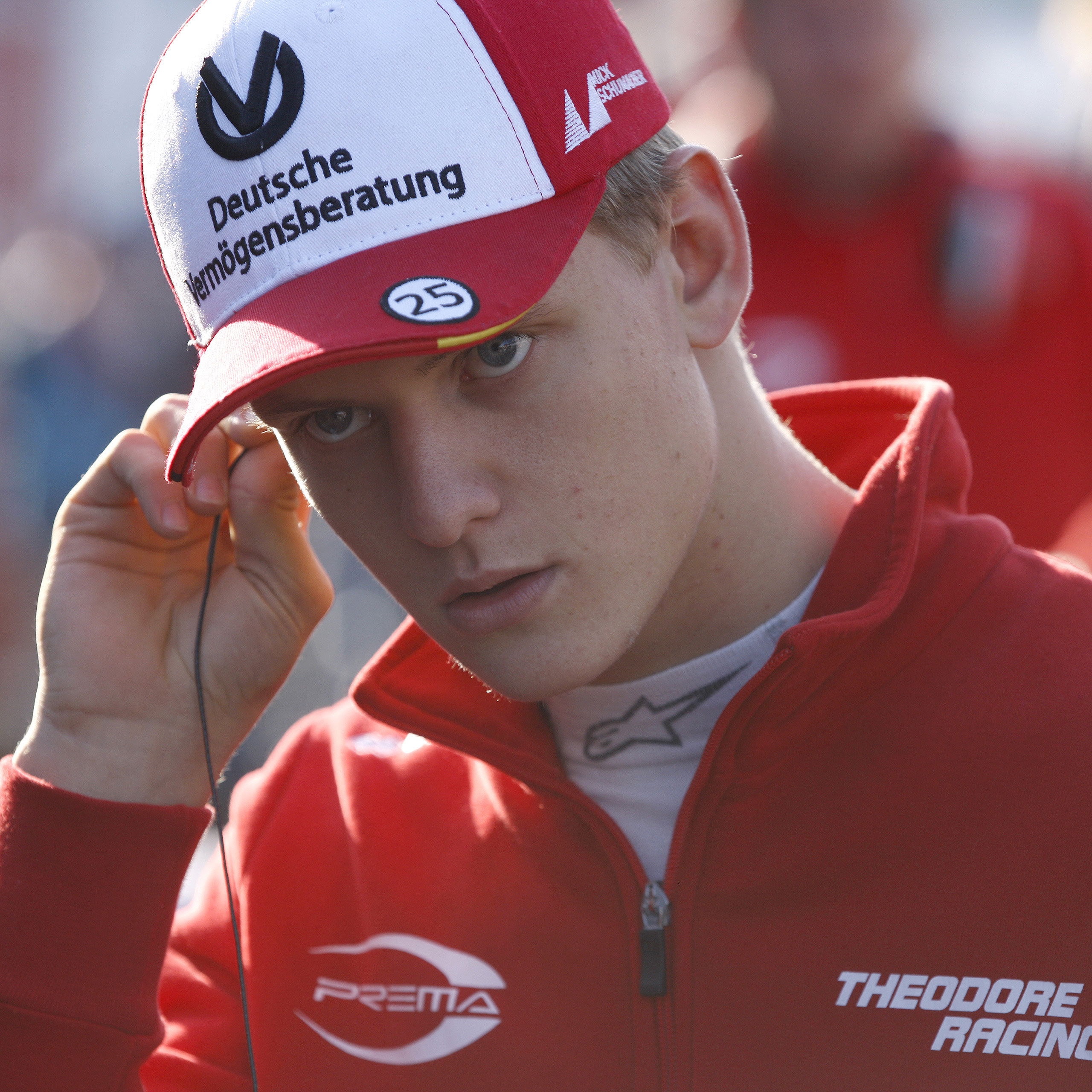 Schumacher clinches F3 title at Hockenheim
