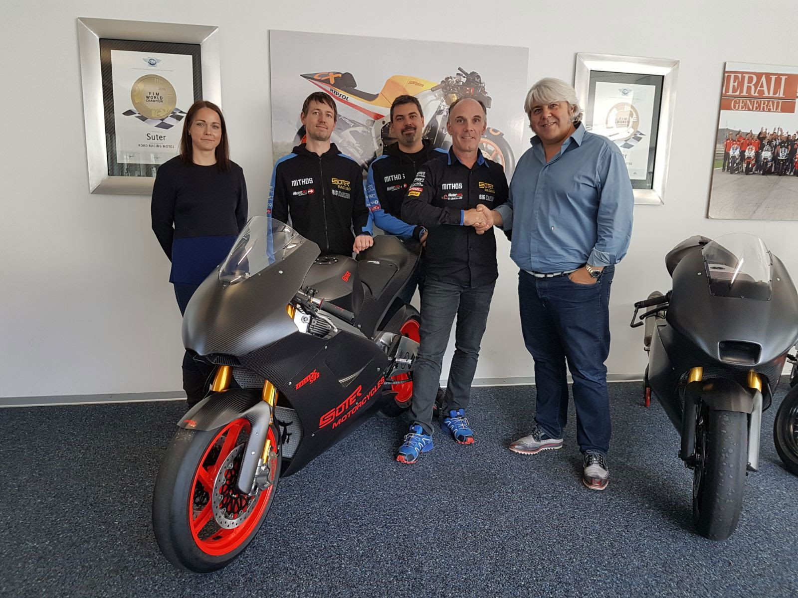 Dunlop extends Moto2, Moto3 tyre contract