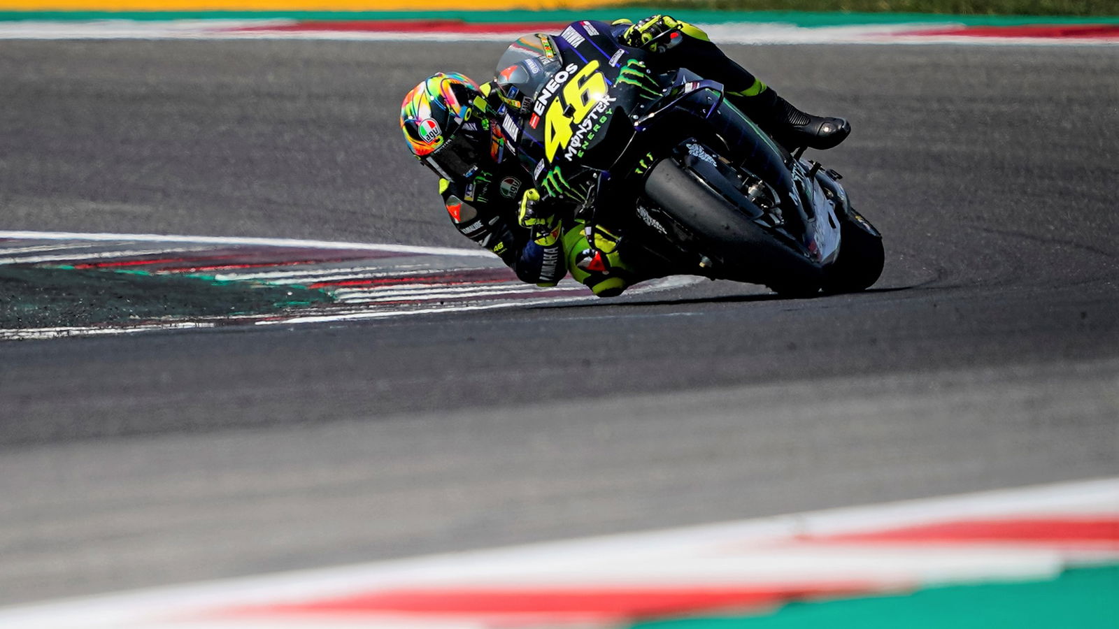 Rossi, Vinales 'approve' new Yamaha parts