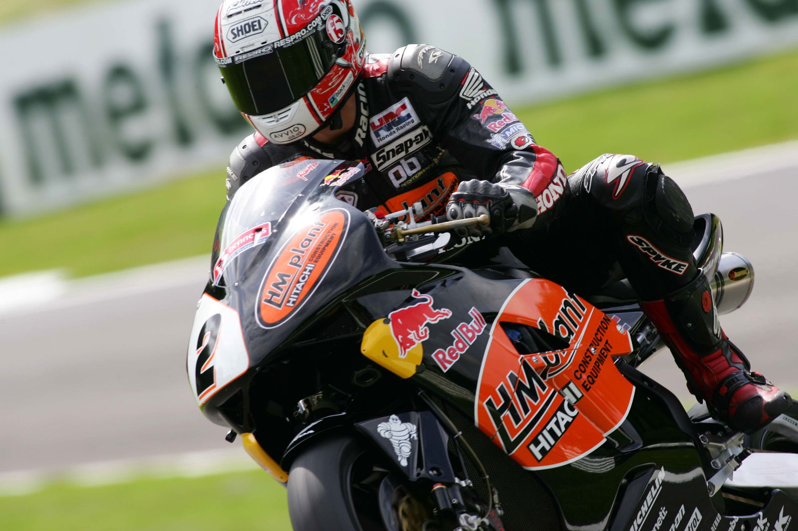 Michael Rutter, HM Plant Honda. British Superbikes, Cadwell Park 2005.