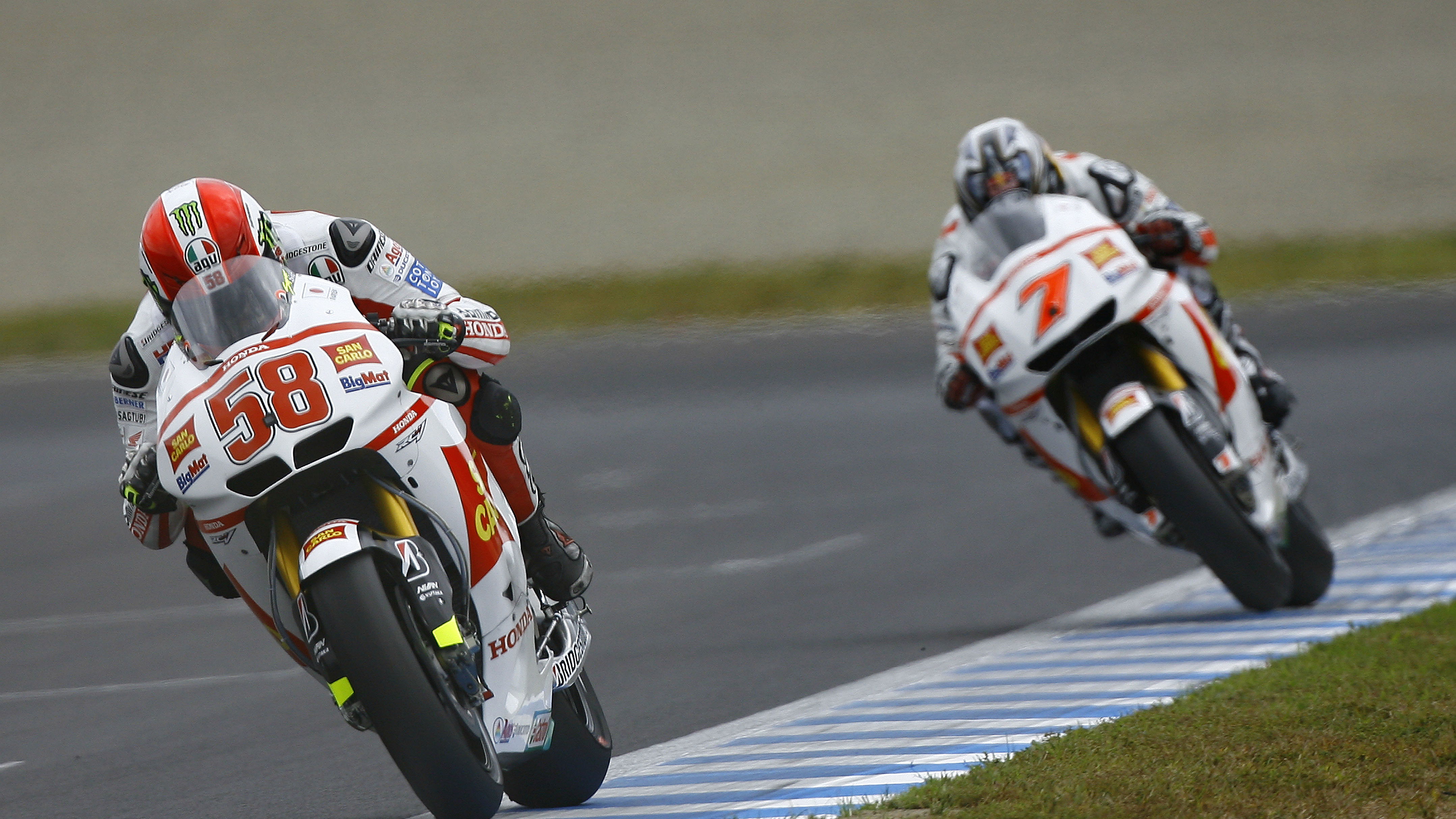 Simoncelli and Aoyama, Japanese MotoGP 2011