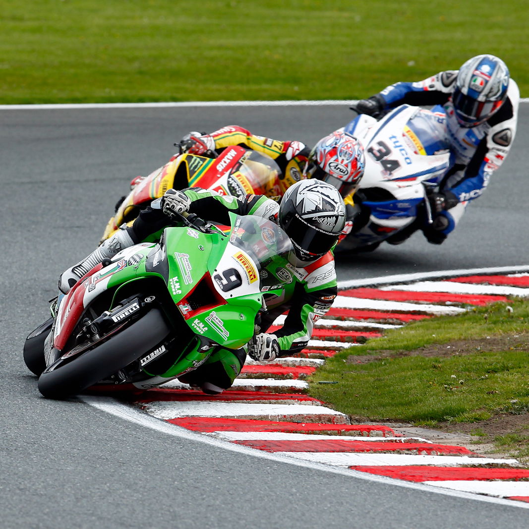 Chris Walker Primo Bournemouth Kawasaki Racing - [picture credit: Ian Hopgood Photography.com]