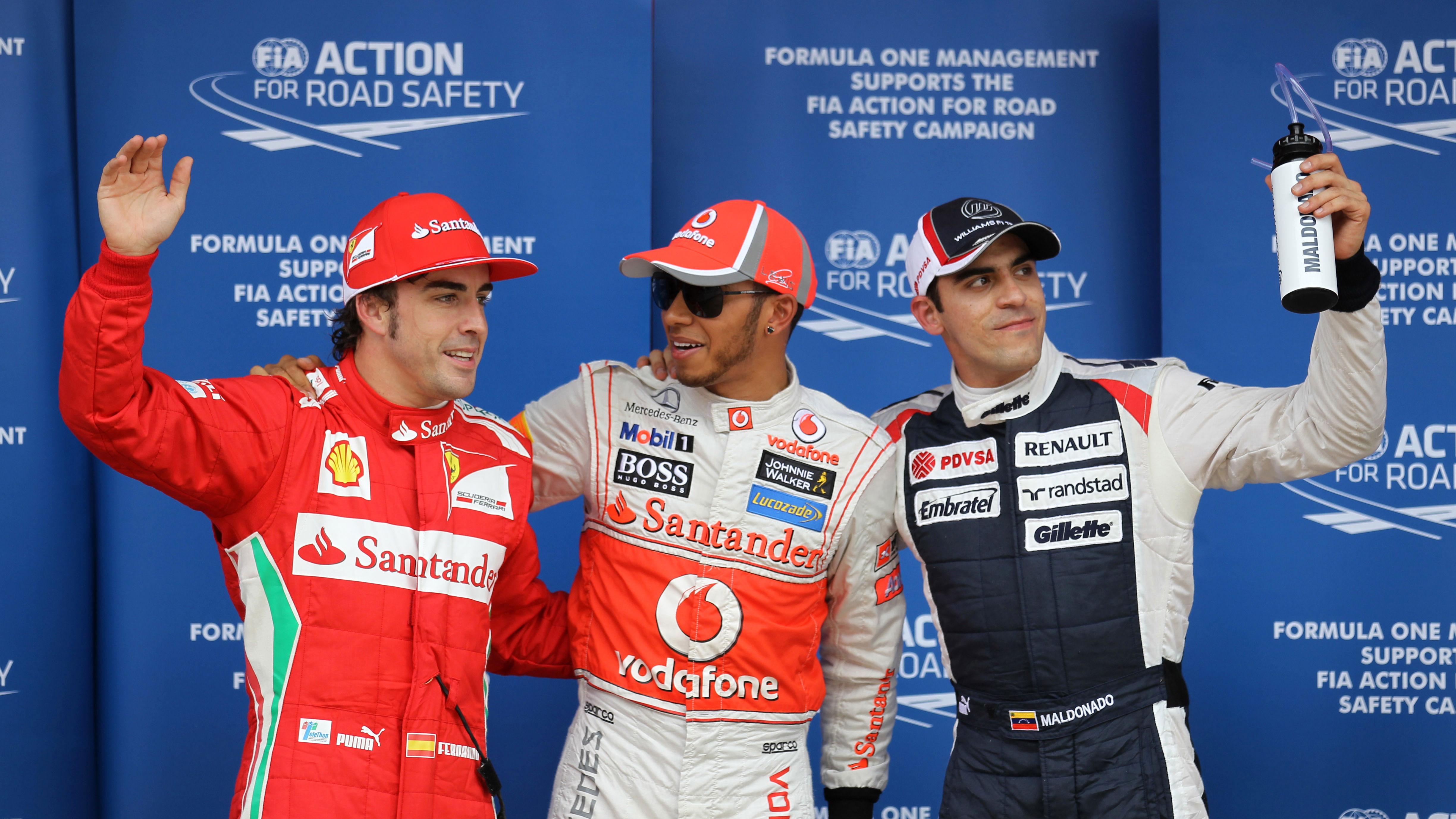 12.05.2012- Qualifying, Lewis Hamilton (GBR) McLaren Mercedes MP4-27 pole position, 2nd position Pas