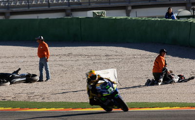 Checa crashes from his Honda Pons RCV on debut, Valencia MotoGP tests, November 2005