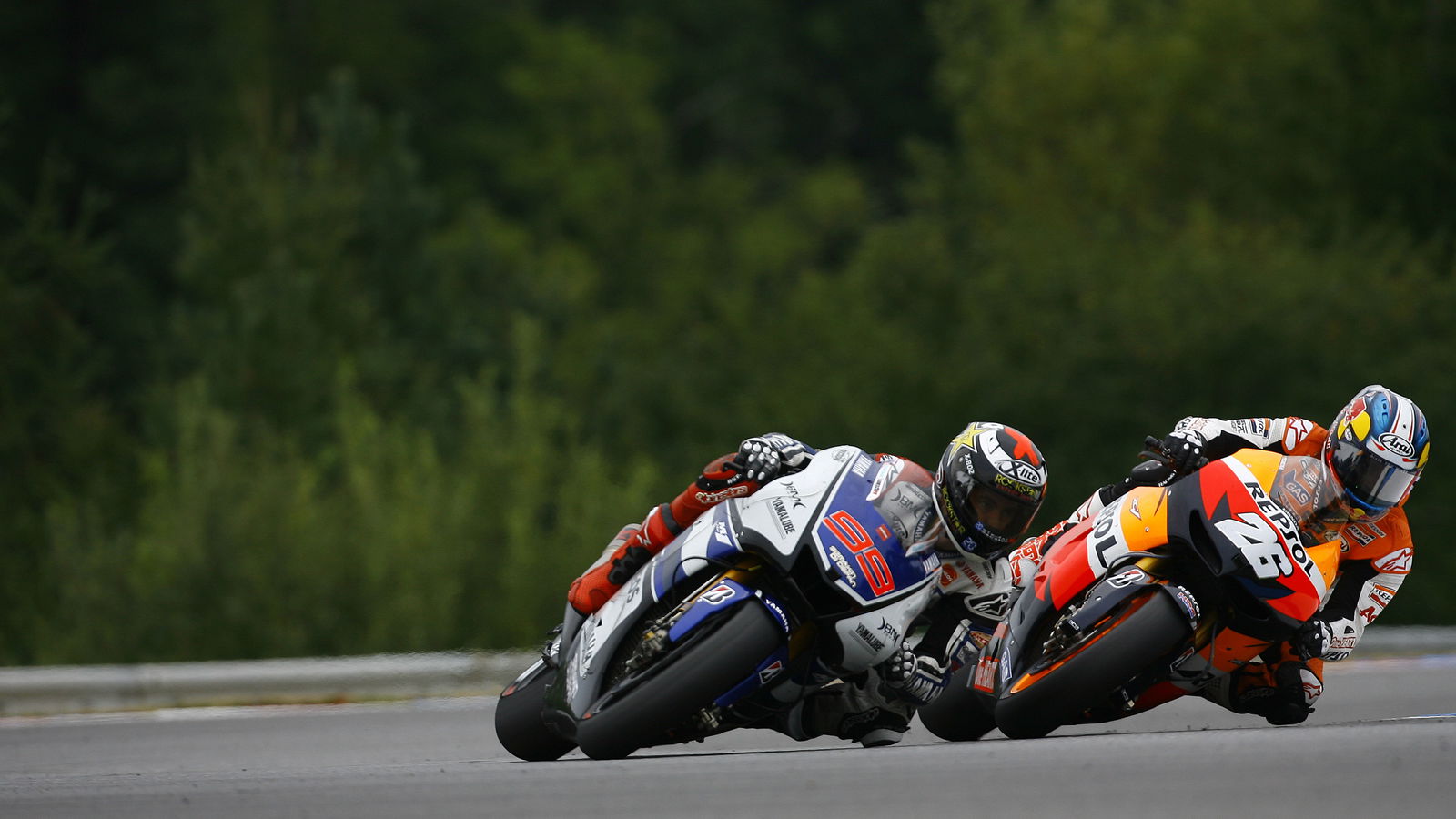 Lorenzo and Pedrosa, last lap last corner, Czech MotoGP 2012