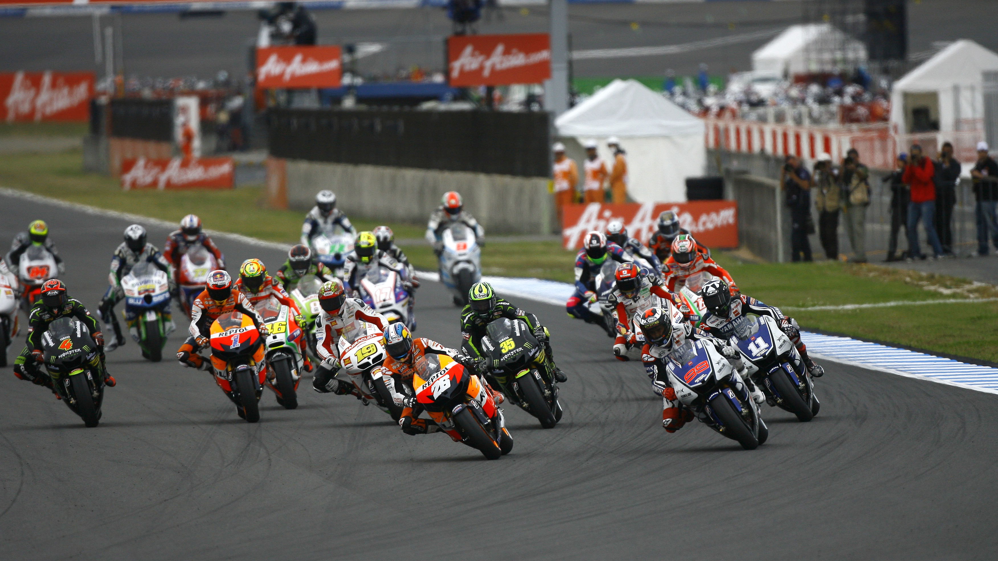 Pedrosa leads start, Japan MotoGP 2012