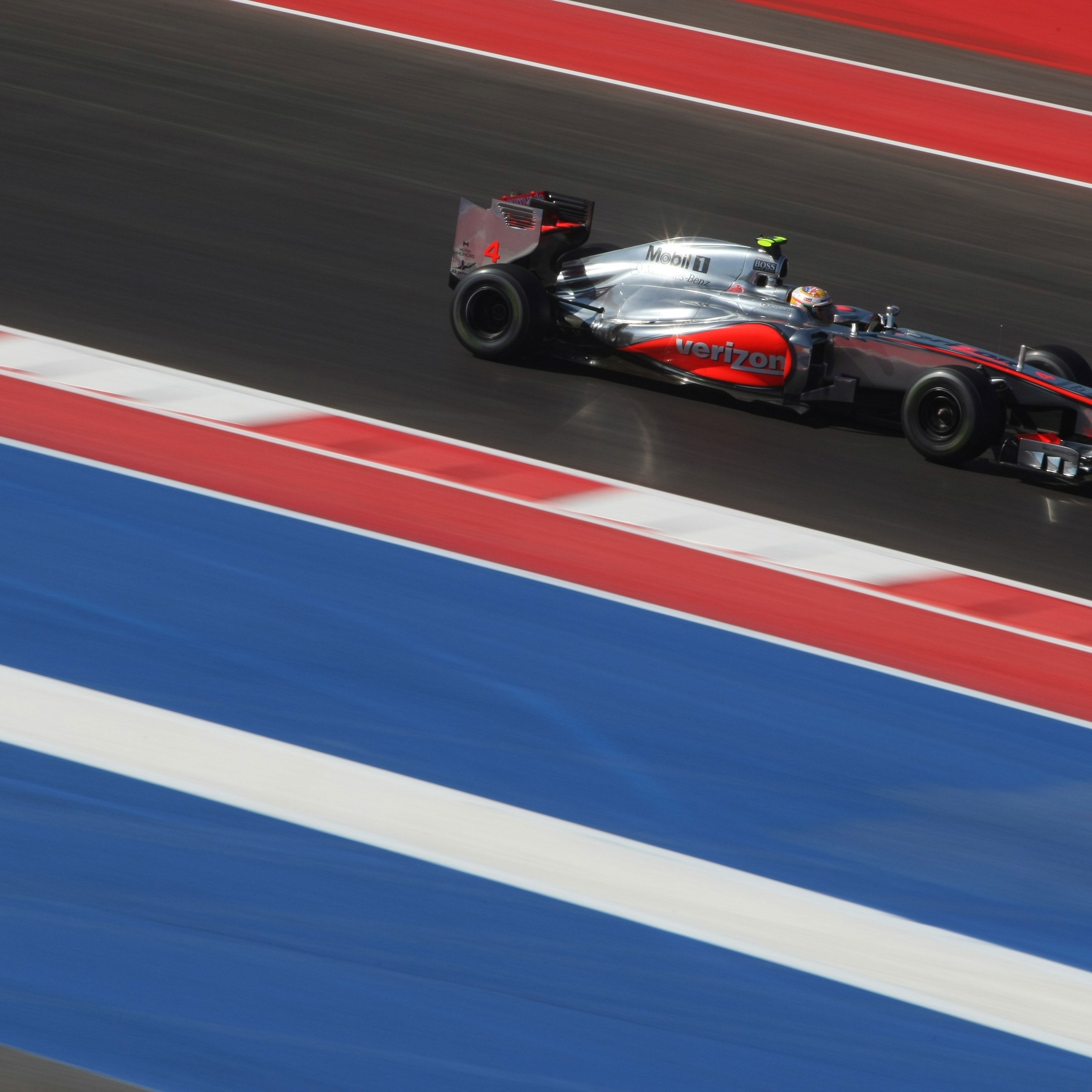 16.11.2012 - Free practice 2, Lewis Hamilton (GBR) McLaren Mercedes MP4-27