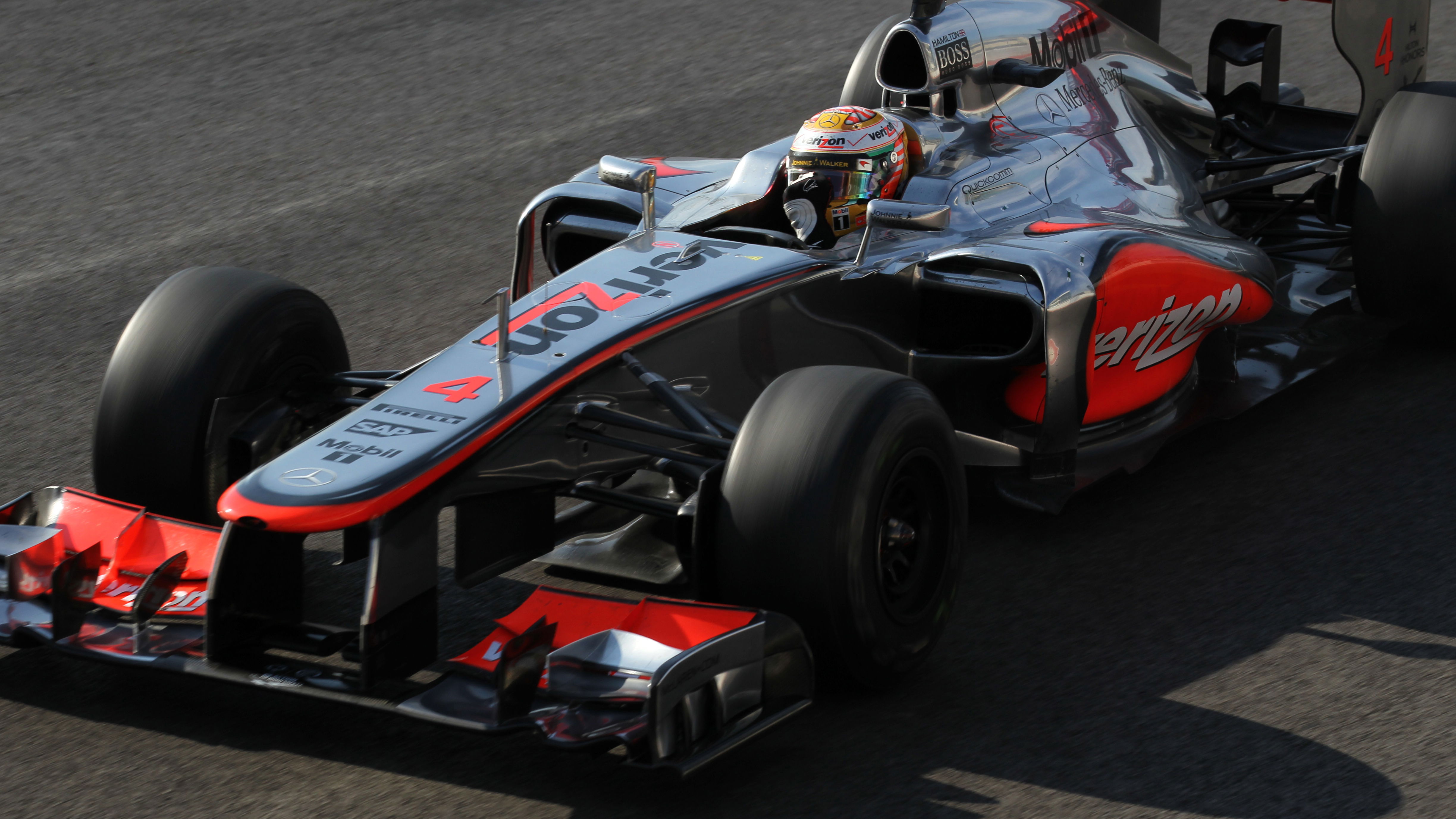 18.11.2012 - Race, Lewis Hamilton (GBR) McLaren Mercedes MP4-27