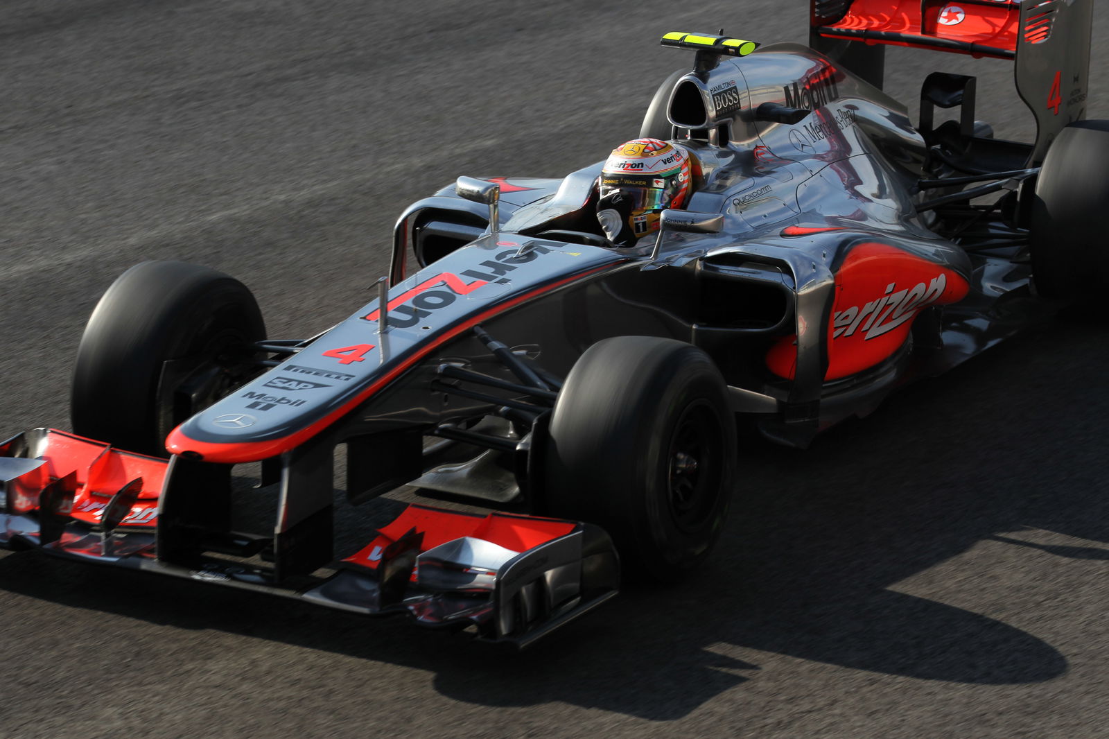 18.11.2012 - Race, Lewis Hamilton (GBR) McLaren Mercedes MP4-27