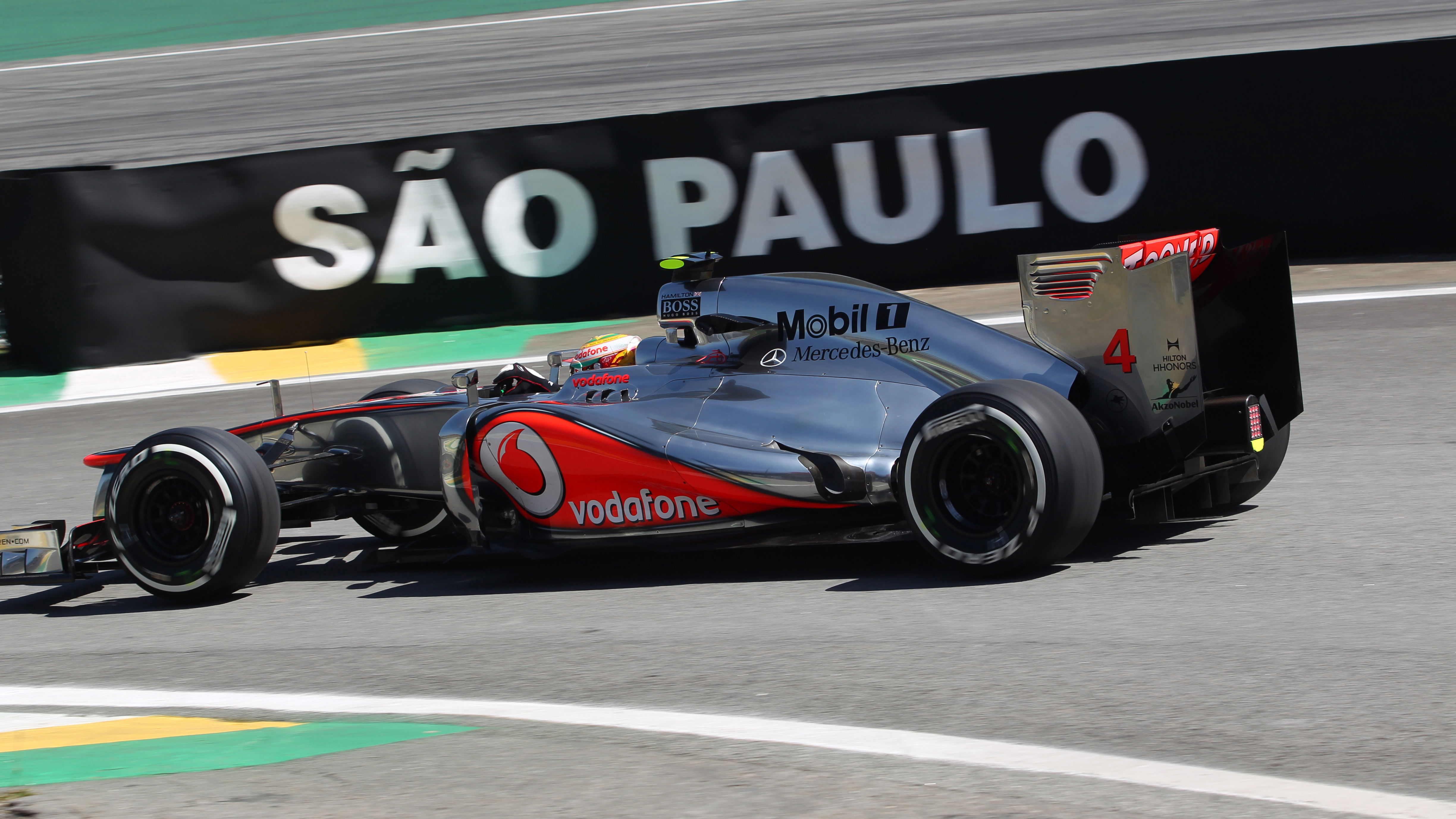 23.11.2012- Free Practice 2, Lewis Hamilton (GBR) McLaren Mercedes MP4-27