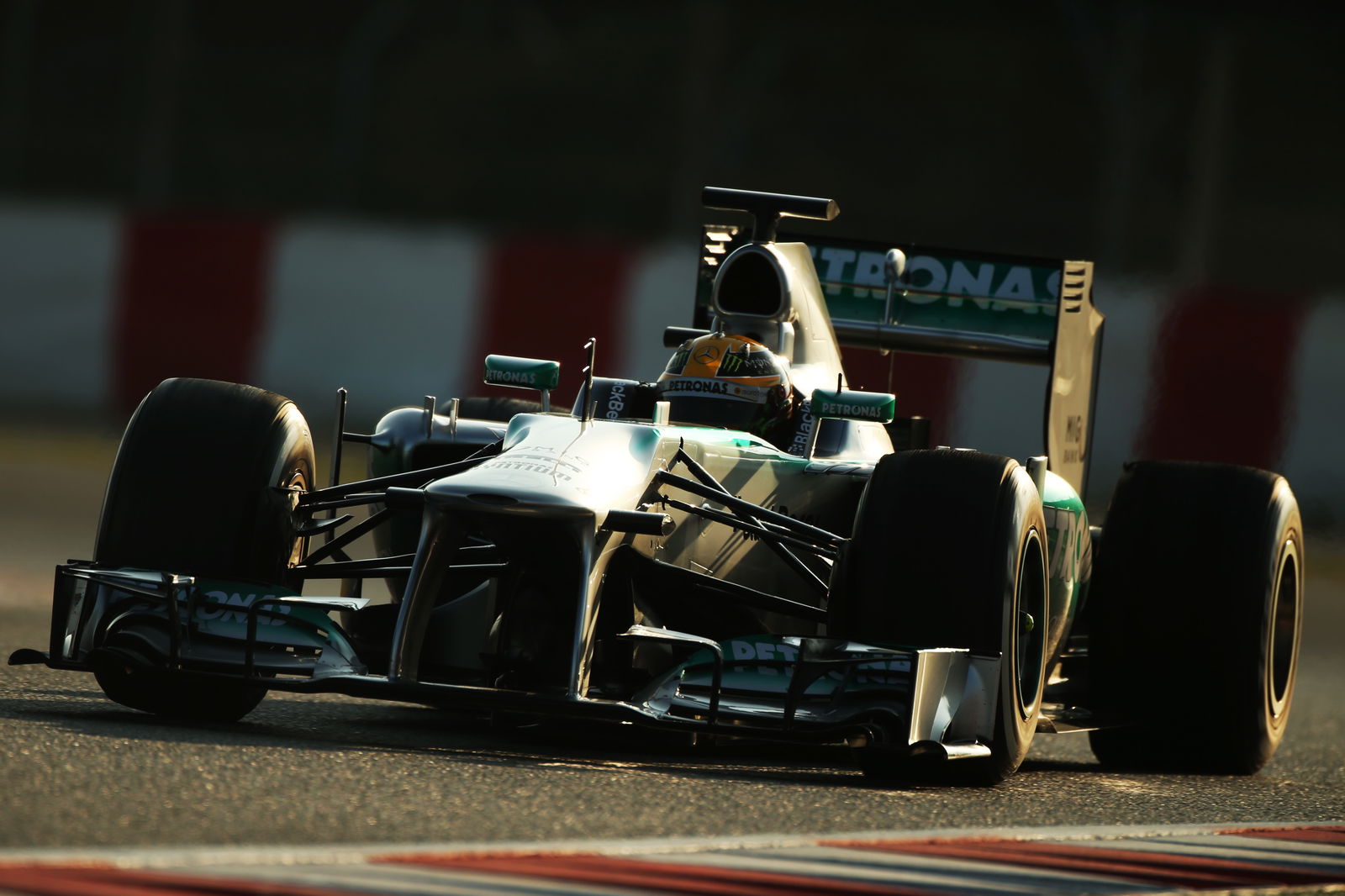 Lewis Hamilton (GBR) Mercedes AMG F1 W04.
