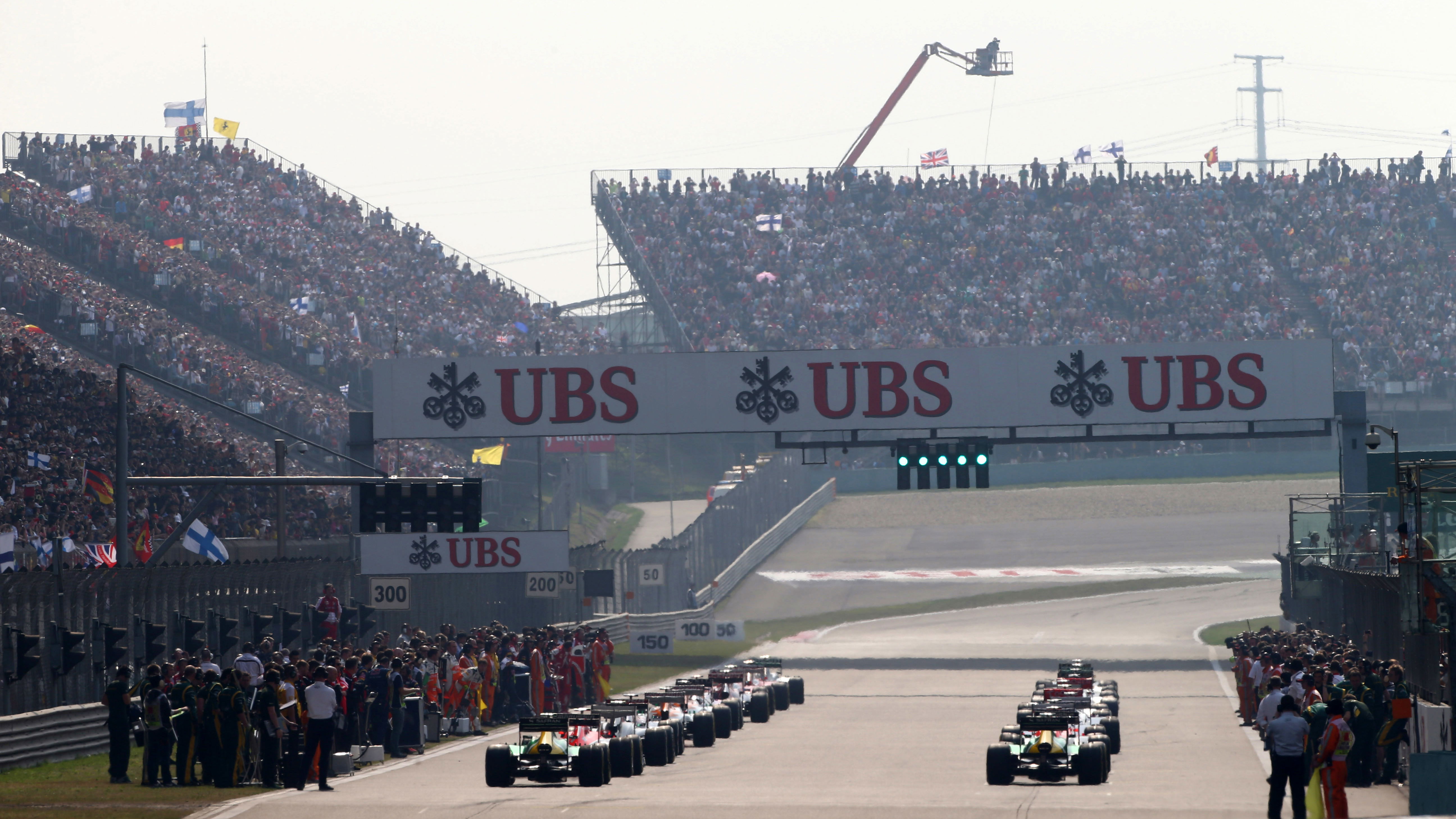 14.04.2013- Race, Startgrid