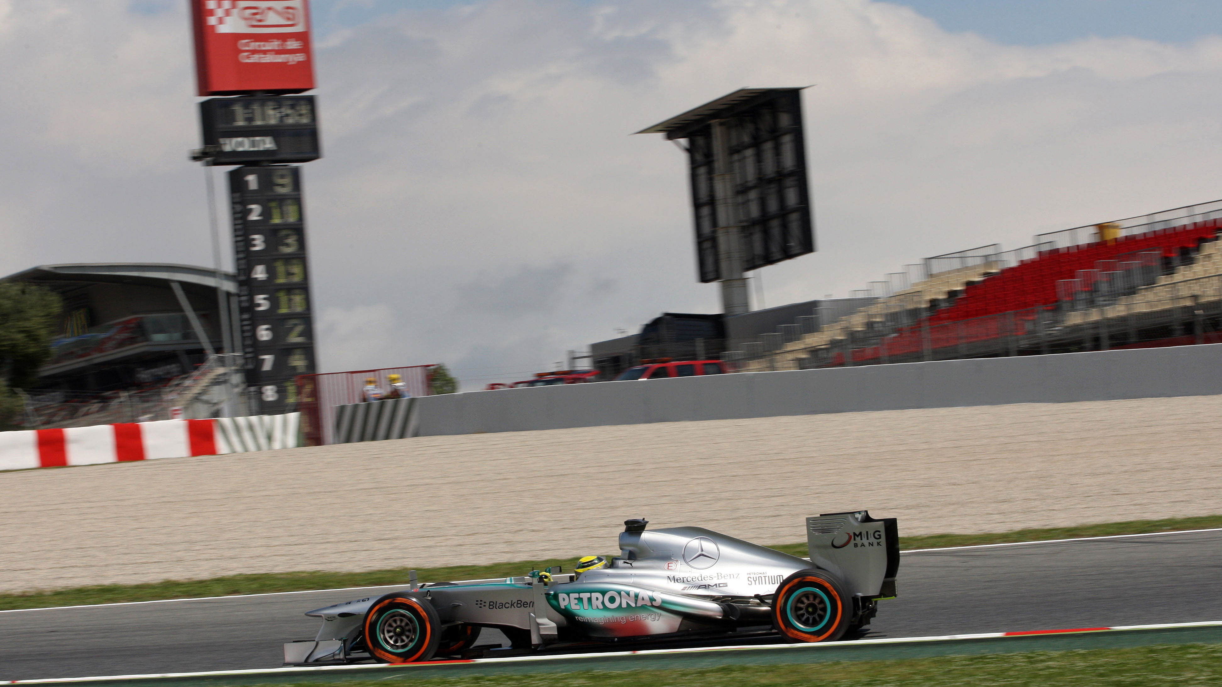 10.05.2013- Free Practice 2, Nico Rosberg (GER) Mercedes AMG F1 W04