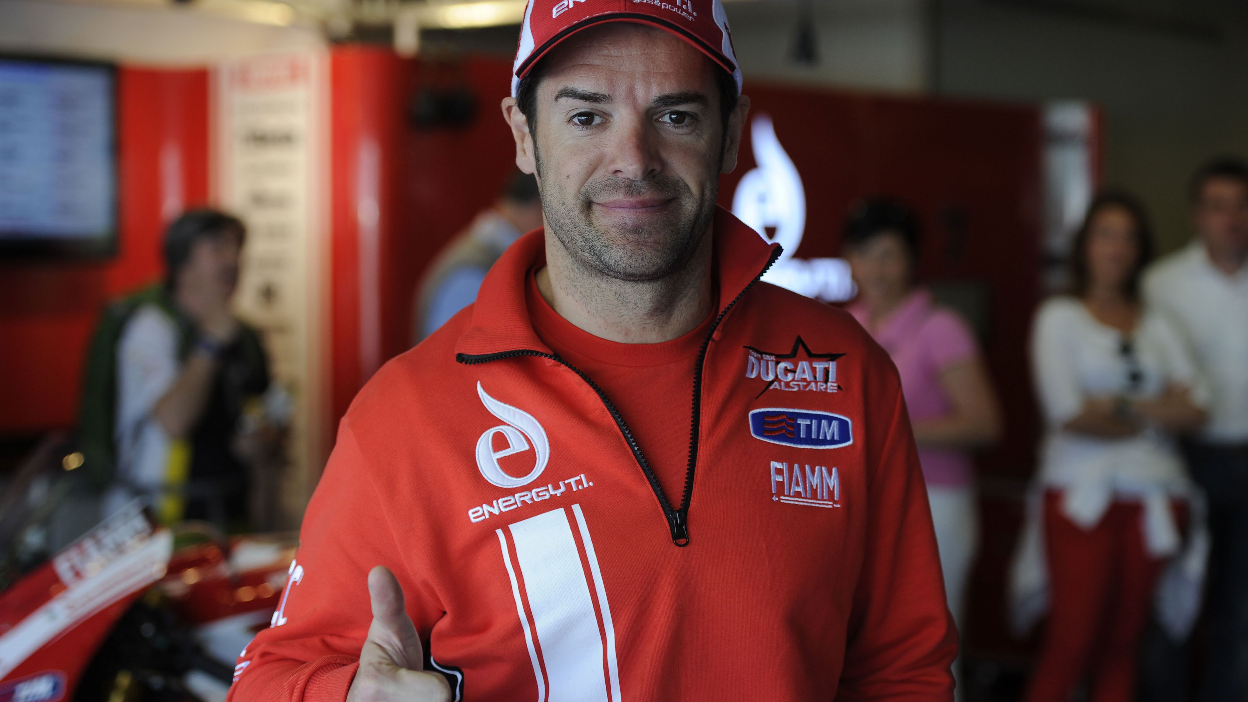 Checa, Not riding due to injured shoulder, Monza WSBK Race 1 2013
