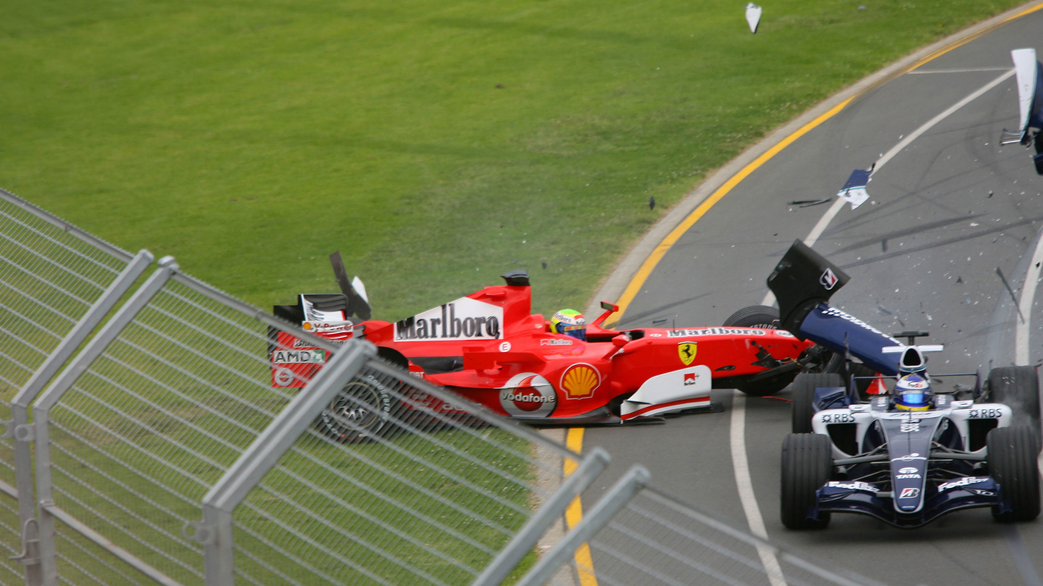 02.04.2006 Melbourne, Australia, Felipe Massa (BRA), Scuderia Ferrari crashed at the first corner in