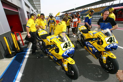 Rossi and his Camel M1s, Qatar MotoGP. 2006