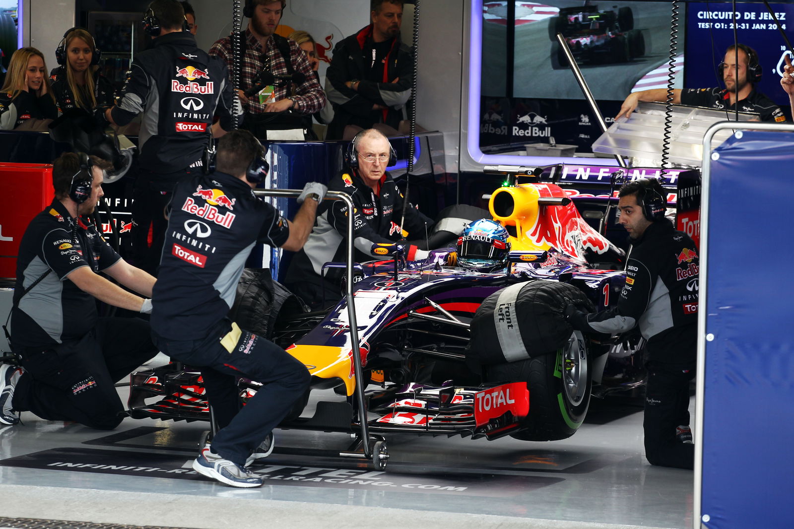 Sebastian Vettel (GER) Red Bull Racing RB10.28.01.2014. Formula One Testing, Day One, Jerez, Spain.